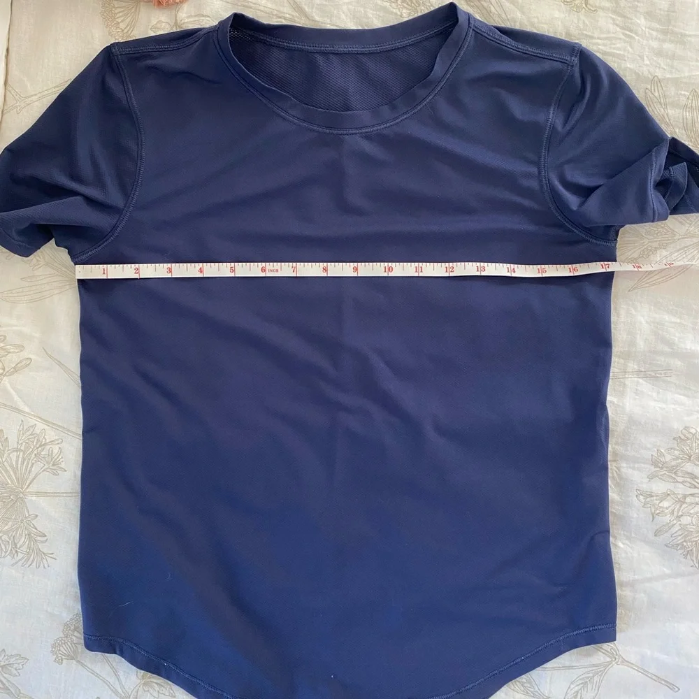 Lululemon High-Neck Running and Training T-Shirt in Night Sea - Picture 7 of 8